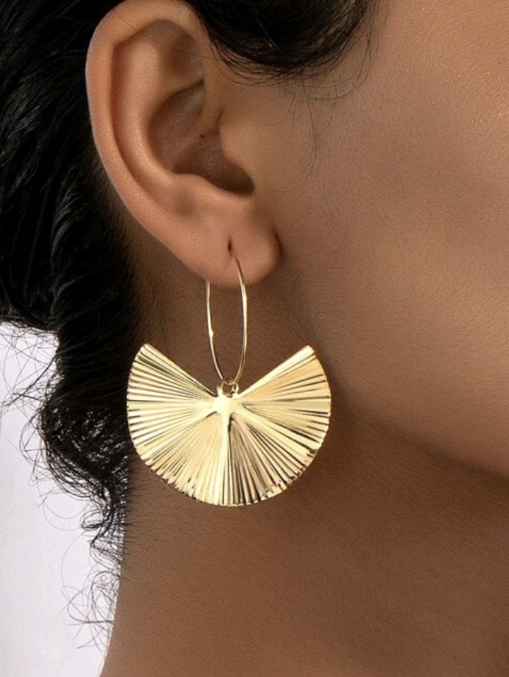 Gold Fan Hoop Earrings Statement Sculptural Geometric quiet luxury elegant
